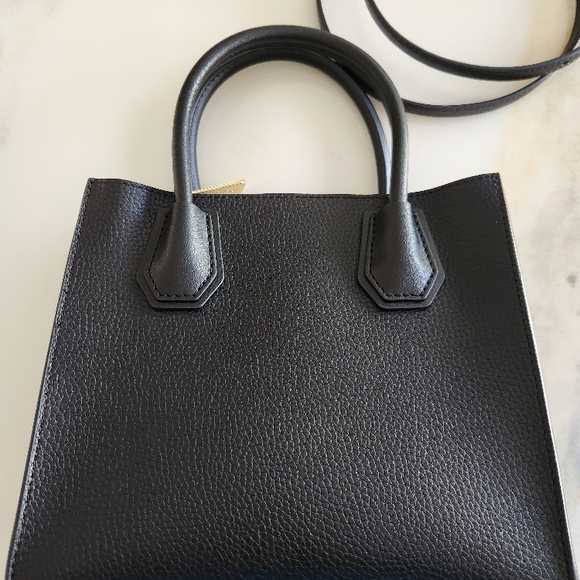 NWOT! Michael Kors Black Women's Convertible Crossbody Bag-NWOT - Picture 8 of 12